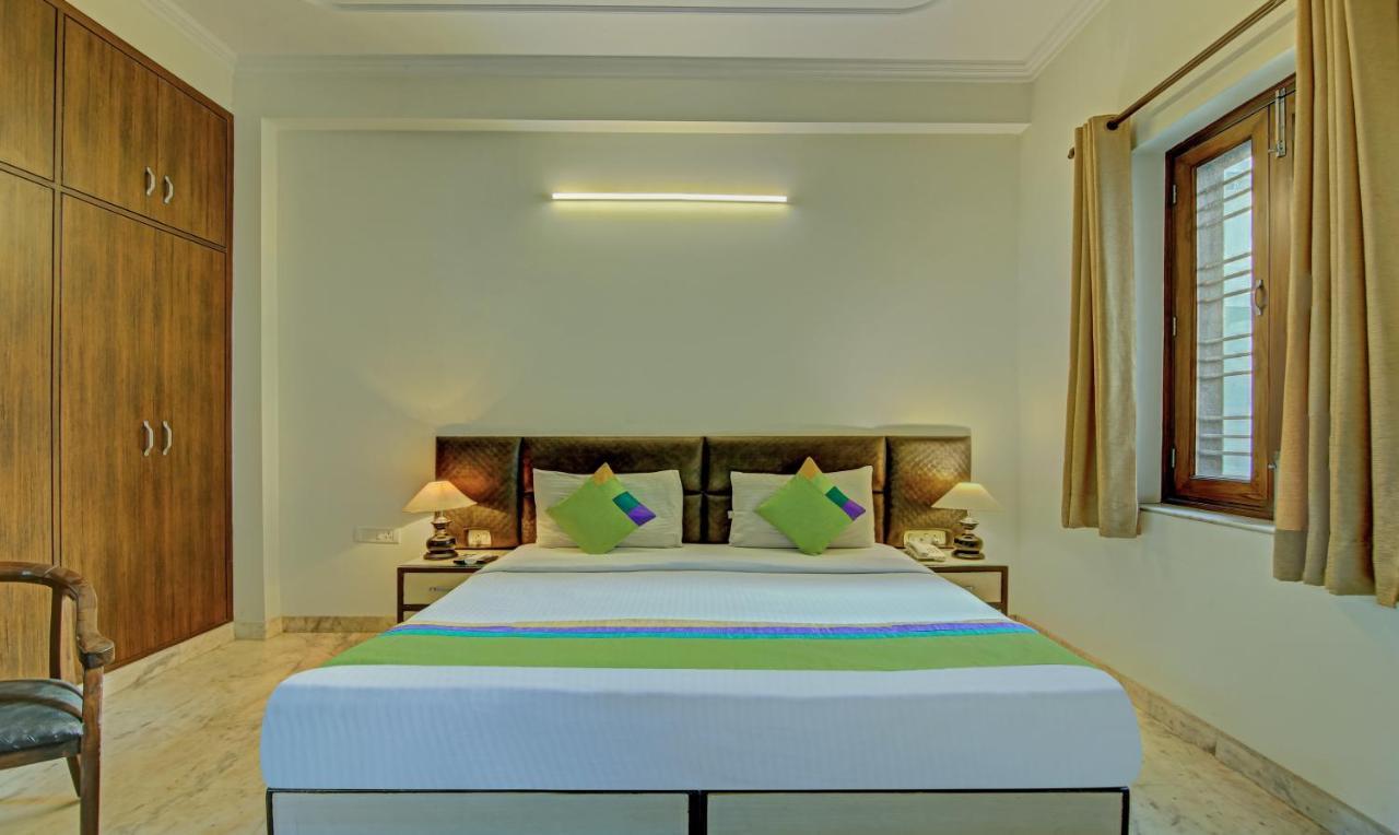 Itsy Hotels Swastika Inn Sector 26 Noida Buitenkant foto