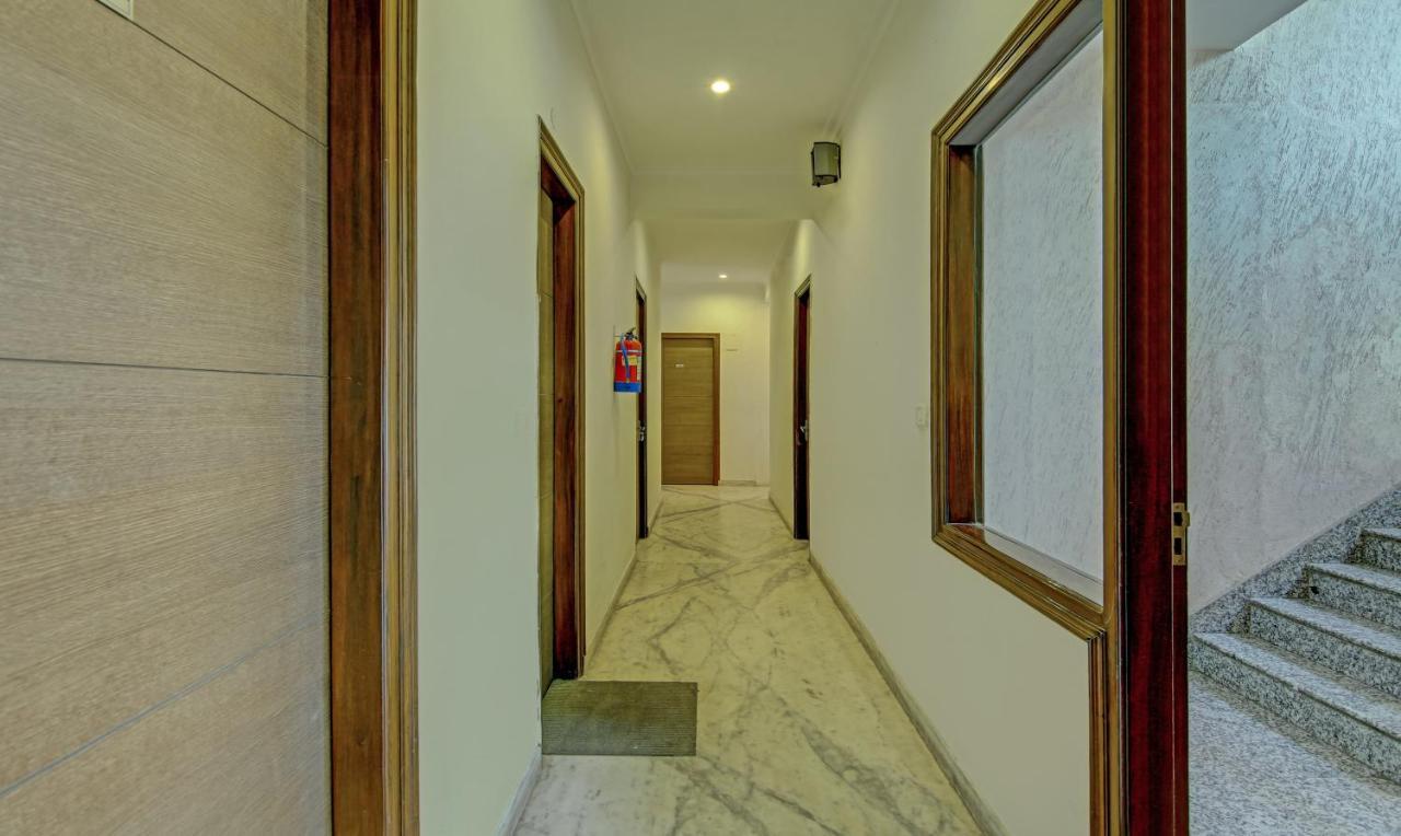 Itsy Hotels Swastika Inn Sector 26 Noida Buitenkant foto